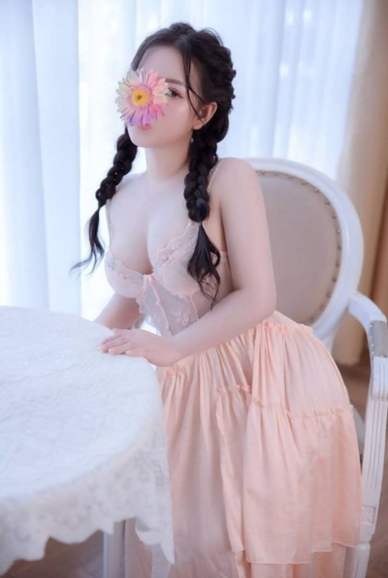 Dung Nhi - Xinh Đẹp Non Tơ - Yêu Kiều Quyến Rũ - Say Đắm Si Mê Em