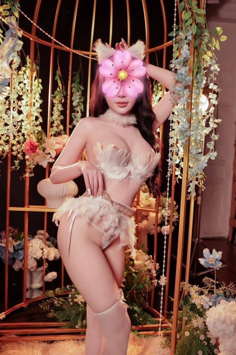 PHƯƠNG TRINH 2K4 CỰC PHẨM HÀNG NGON BÍM HỒNG HÀO NGỌT NƯỚC