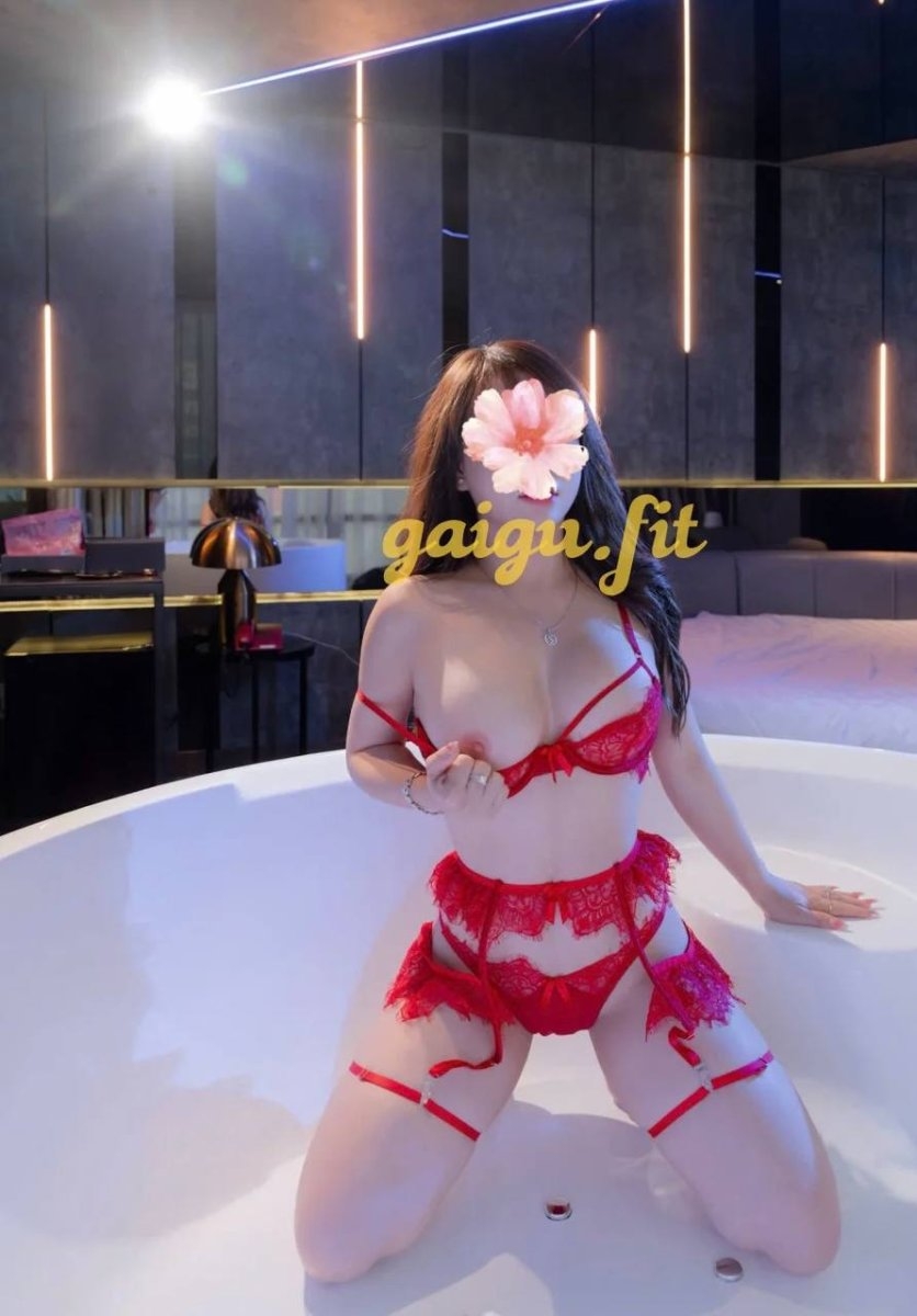 Yên Xá gái gọi 2k4 hàng mới chào sân anh em